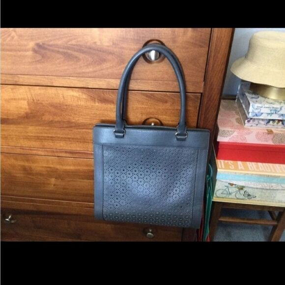 Kate Spade Tote - Picture 3 of 6